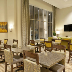 Hampton Inn & Suites Minneapolis / Downtown thumbnail 27