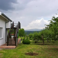 The Saffron Country House thumbnail 3