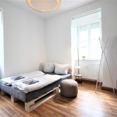 ➤Private Room - Heart of downtown with terrace - Bild 1