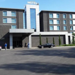 Link124 Hotel