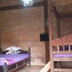 Nita's Homestay Banyuwangi - Bild 4