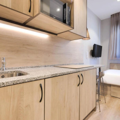 Livensa Living Studios Malaga Feria - Bild 14