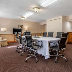 Clarion Hotel Conference Center on Lake Erie in Dunkirk, United States of America from 145$, photos, reviews - zenhotels.com photo 28