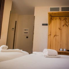 Black Swan Hostel Sevilla - Bild 2
