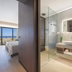 Amathus Beach Hotel Limassol thumbnail 5