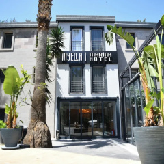 MyElla Marina Hotel - Bild 1