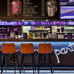 MOXY Frankfurt East - Bild 24
