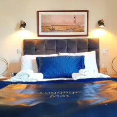 The Red Lion Hotel thumbnail 5