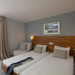 Dionysos Hotel & Suites thumbnail 4