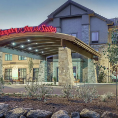 Hampton Inn & Suites Bend thumbnail 1