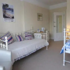 Telford Guest House thumbnail 6