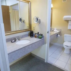 Swan Lake Resort thumbnail 8