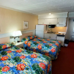 The Shangri La Motel thumbnail 3