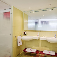nhow Berlin Hotel thumbnail 11
