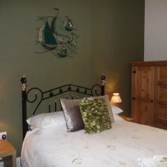 The Bernay thumbnail 15