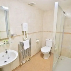 The Angel Hotel thumbnail 10