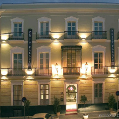 Petit Palace Santa Cruz - Bild 1