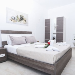 Albertos House thumbnail 1