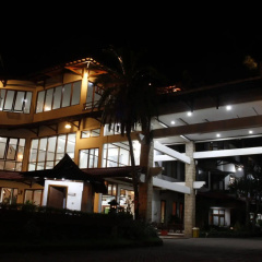 Surya Pesona Beach Hotel thumbnail 25