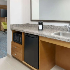 Hampton Inn & Suites Clayton/St. Louis-Galleria Area thumbnail 36