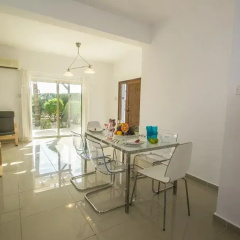 Yolanda Holiday Villa thumbnail 22