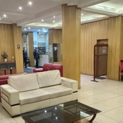 öz altınbaşak otel - Bild 1