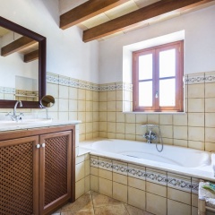 G Rentals Villa Can Barcelo - Bild 9