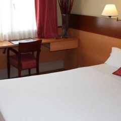 Tres Torres Atiram Hotel - Bild 4