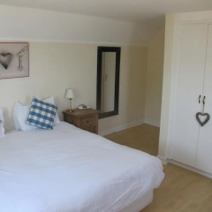 The Prince Of Wales Hotel thumbnail 2