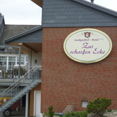 Landgasthof Zur scharfen Ecke - Bild 1