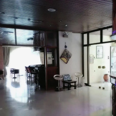 Paradise Hotel thumbnail 14