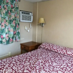 Sunrise Motel thumbnail 3