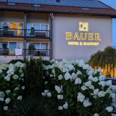 Bauer Hotel & Restaurant - Bild 1