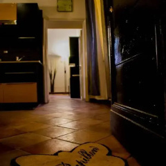 Yellow Butterfly House Holiday thumbnail 4