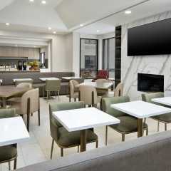 DoubleTree by Hilton Detroit Novi