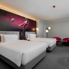 Radisson RED London Twickenham - Bild 4