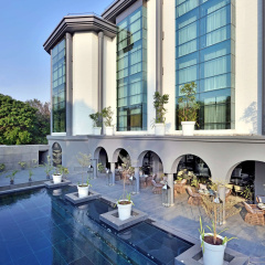 Radisson Blu Atria Bengaluru thumbnail 16