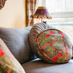 Quirky 1 Bedroom Apartment Next to Holyrood Palace thumbnail 19