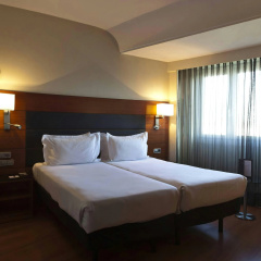 AC Hotel Carlton Madrid by Marriott - Bild 2