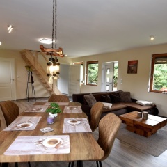 Spacious Holiday Home With Private Terrace - Bild 7