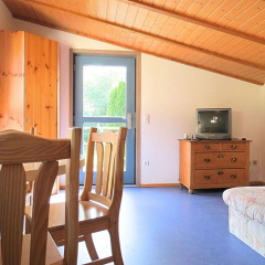 Geraumiges Ferienhaus im Kellerwal mit Terrasse - Bild 6