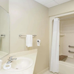 Quality Inn Cape Girardeau North thumbnail 8