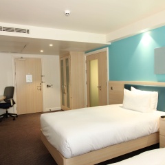 Hampton by Hilton London Excel Hotel - Bild 6