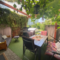 Pool & Lake Holiday Home - Bild 29