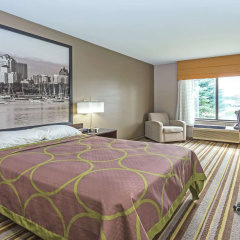 Delavan Inn and Suites thumbnail 2