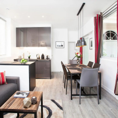 Charming apartment in Paris center thumbnail 1