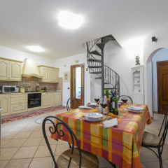 Villa Monte Enrico - Pool And Whirlpool photo 2
