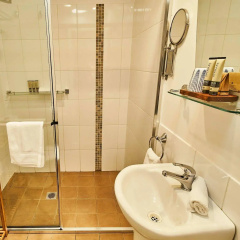 The Bronte Boutique Hotel thumbnail 8