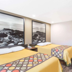 Super 8 by Wyndham National City Chula Vista thumbnail 6