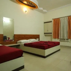Hotel Laxmibai Palace thumbnail 13